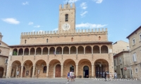 Palazzo Comunale di Offida, Marche