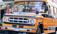 Bus presso La Paz, Bolivia