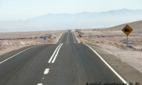 Strada cilena presso San Pedro de Atacama, Cile