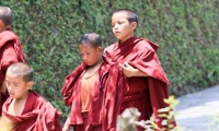 Monaci buddhisti presso il Monastero di Kopan, Nepal