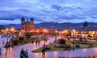 Plaza de Armas alla sera, Cuzco