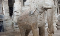 Presso il Tempio di Ranakpur, Rajasthan