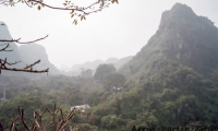 Presso la Pagoda dei Profumi, Vietnam