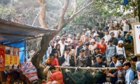 Presso la Pagoda dei Profumi, Vietnam